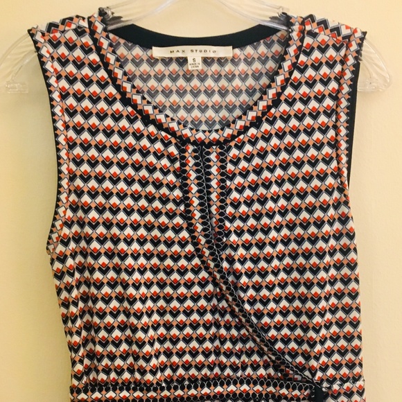 MAX STUDIO Printed Faux Wrap Dress (Size S) - Picture 4 of 8
